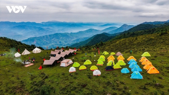 Cao Xiem Mt. where forests, clouds, and culture meet in Northern Vietnam